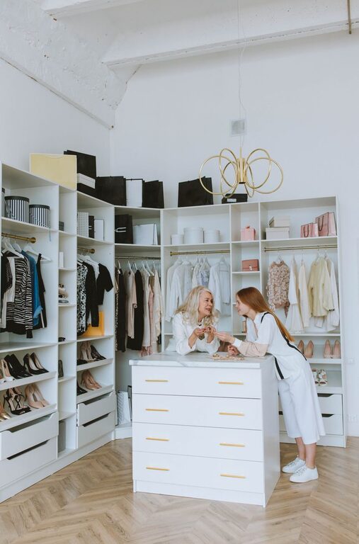 Easy Tips for a Tidy Closet That Stays Organized