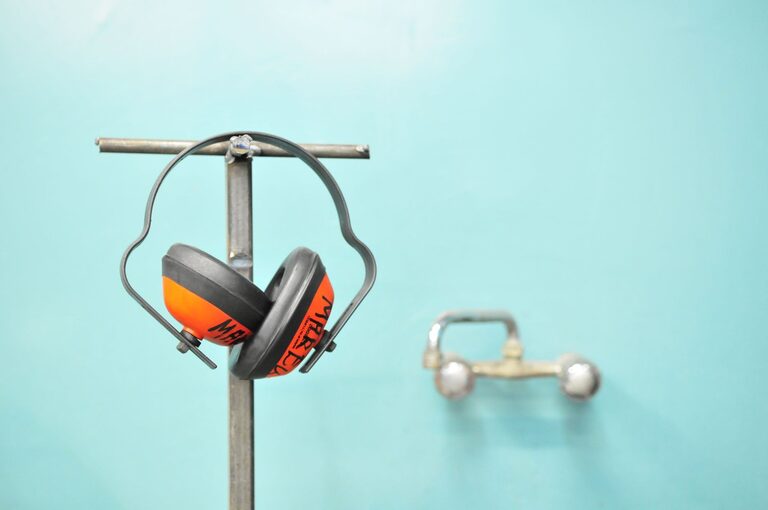 Simple Ways to Reduce Noise at Home for a Quieter Living Space